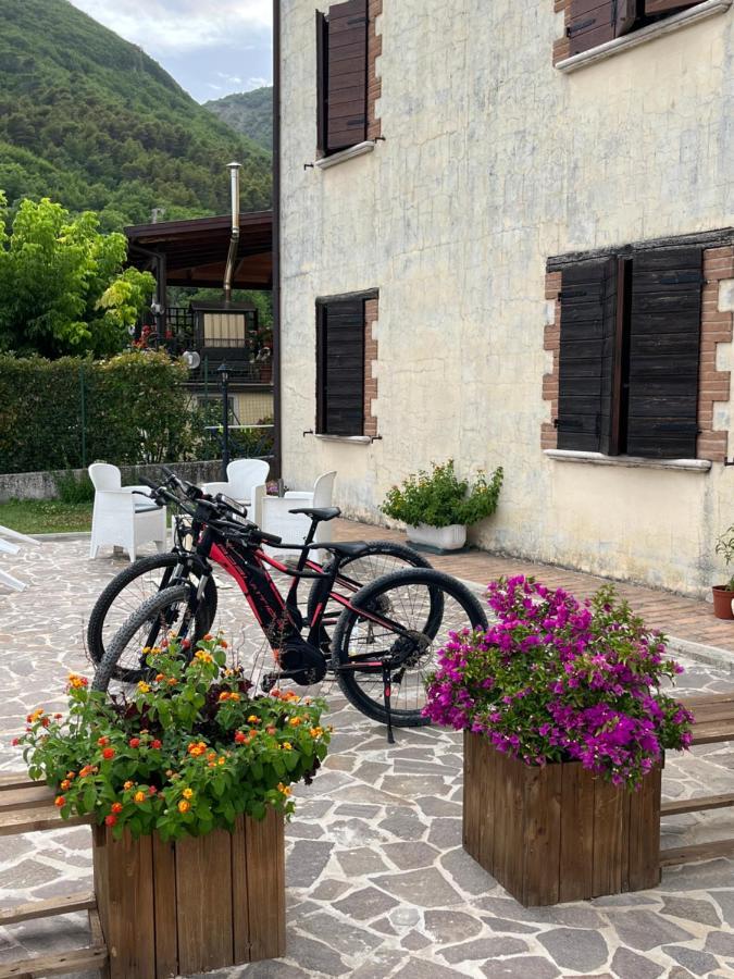 Casa Vacanze Vecchio Frantoio Residenza Moraiolo سبوليتو المظهر الخارجي الصورة