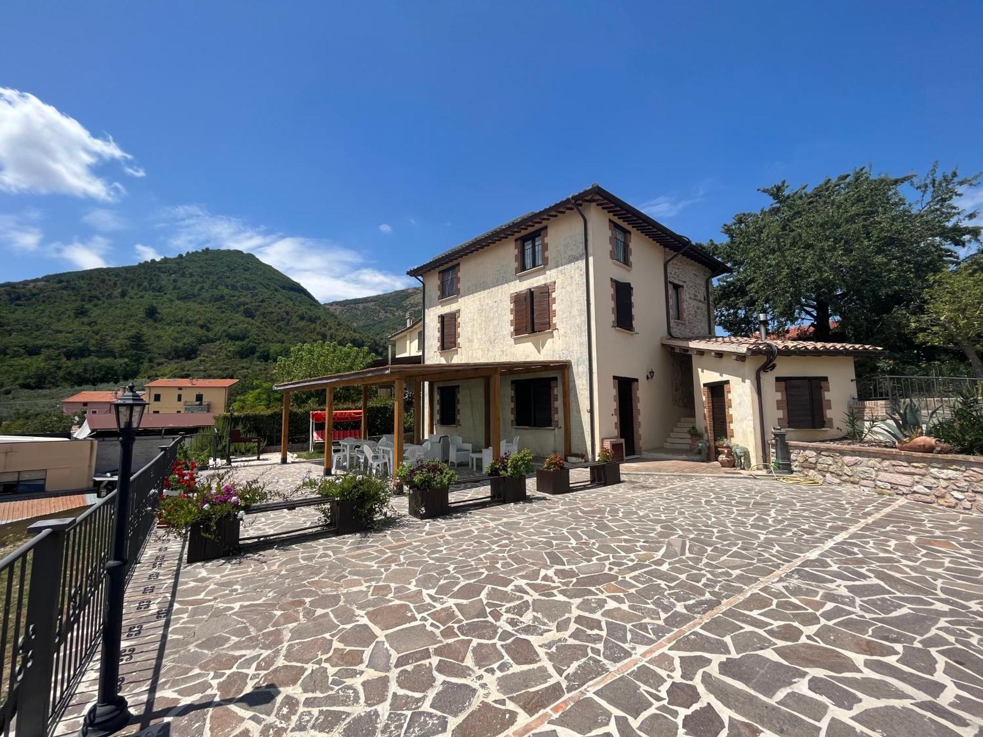 Casa Vacanze Vecchio Frantoio Residenza Moraiolo سبوليتو المظهر الخارجي الصورة